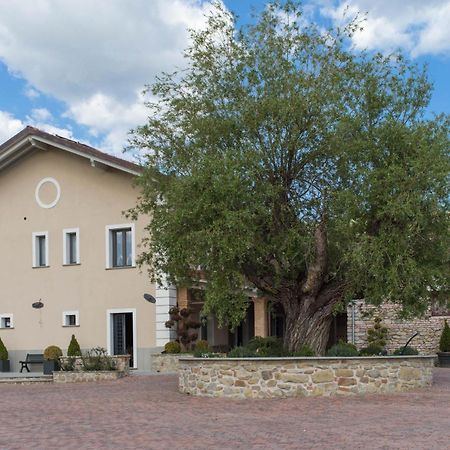 Casale Virginia Hostal Cesariano Exterior foto